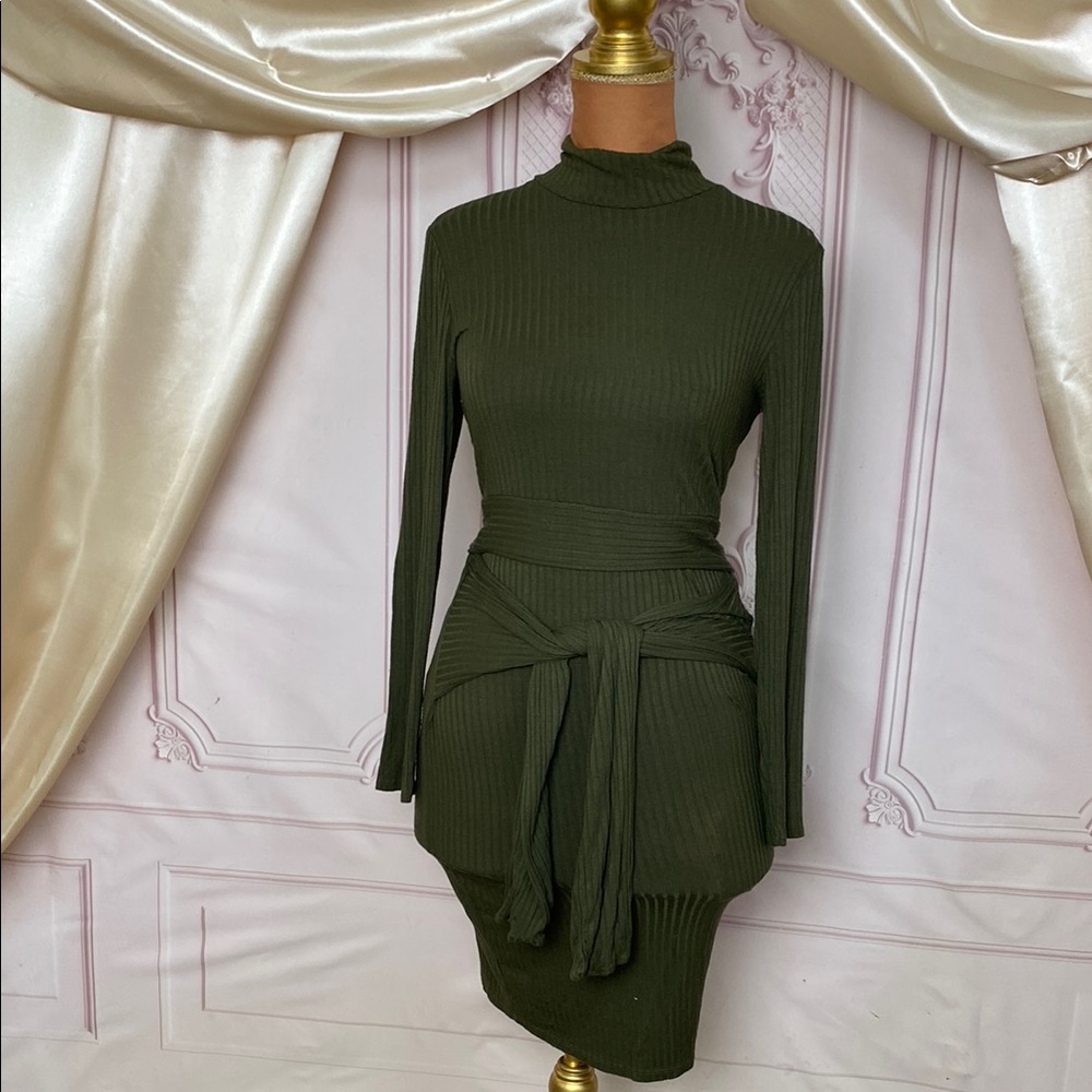 Elegant Olive Green Ribbed Top & Skirt Set
